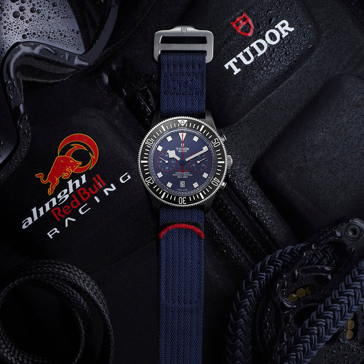 |PELAGOS FXD CHRONO|43mm||ブラックカーボンコンポジット製ケース||マニュファクチュール キャリバー|5年間保証||200m防水|約70時間パワーリザーブ|