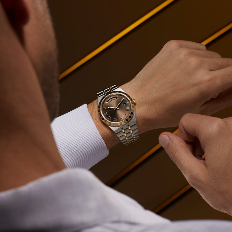 |チューダー ロイヤル|41mm|スチール製ケース||機械式自動巻ムーブメント|5年間保証||100m防水|約38時間パワーリザーブ|