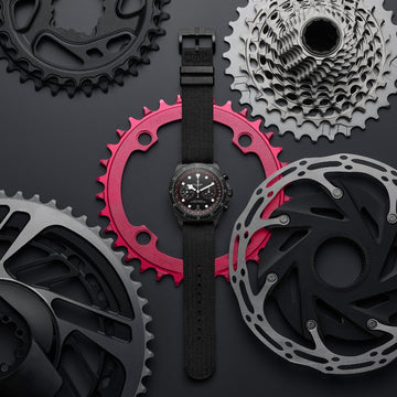 OUTDOOR×CITY USE＝PELAGOS FXD CHRONOの新常識