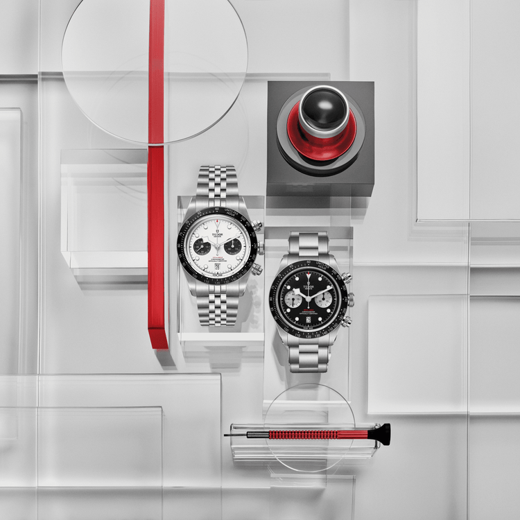 BLACK BAY CHRONO｜ ブラックとオパラインの美学