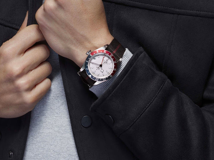 BLACK BAY GMT
