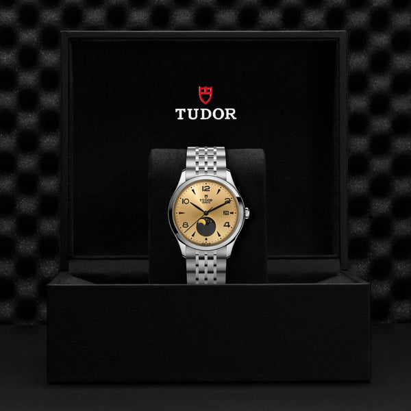 【正規販売】TUDOR 1926 Luna