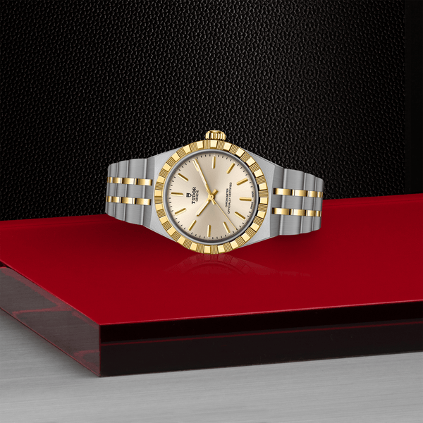 【正規販売】TUDOR ROYAL