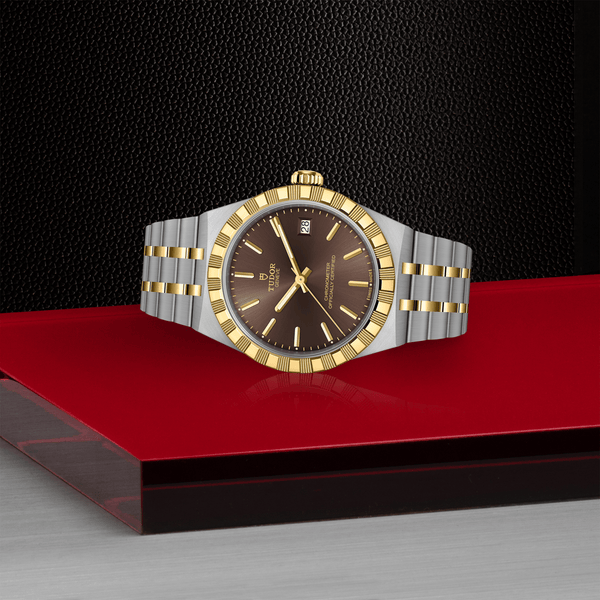 【正規販売】TUDOR ROYAL (36mm)